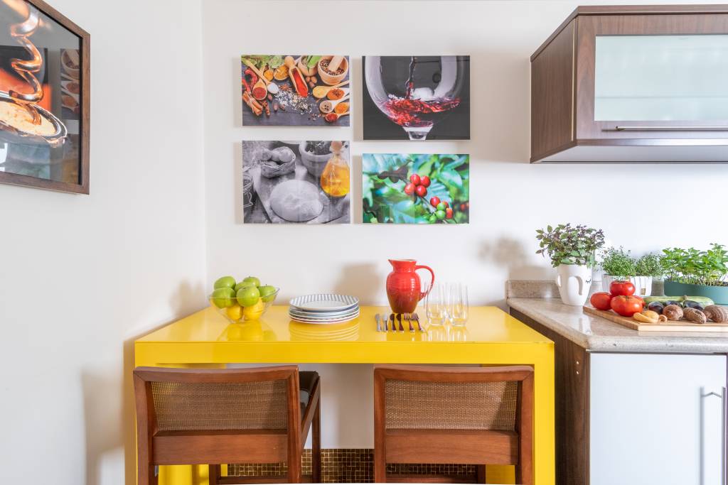 4-amarelo-no-decor-saiba-como-aplicar-a-cor-versatil-sem-cometer-excessos 4-amarelo-no-decor-saiba-como-aplicar-a-cor-versatil-sem-cometer-excessos