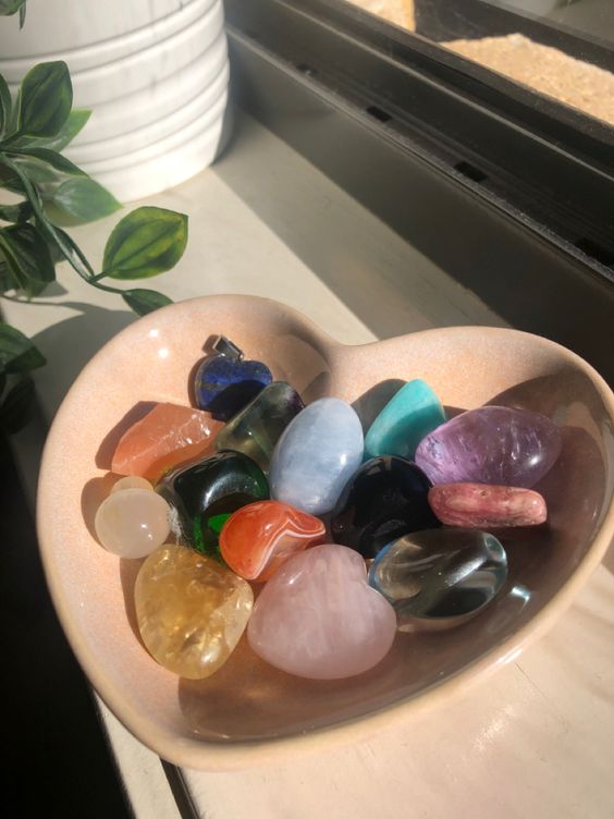 7-pedras-de-prote&ccedil;&atilde;o-para-eliminar-a-negatividade-do-seu-lar-02