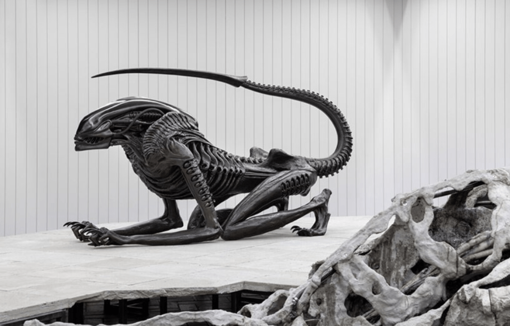 H. R. Giger & Mire Lee criam obras sinistras e sensuais em Berlim