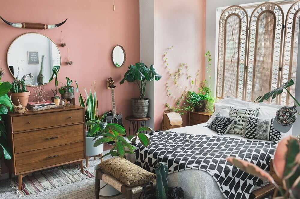 como-decorar-um-quarto-rosa-para-adultos-casa.com-the-nordroom-20 Quarto com parede rosa