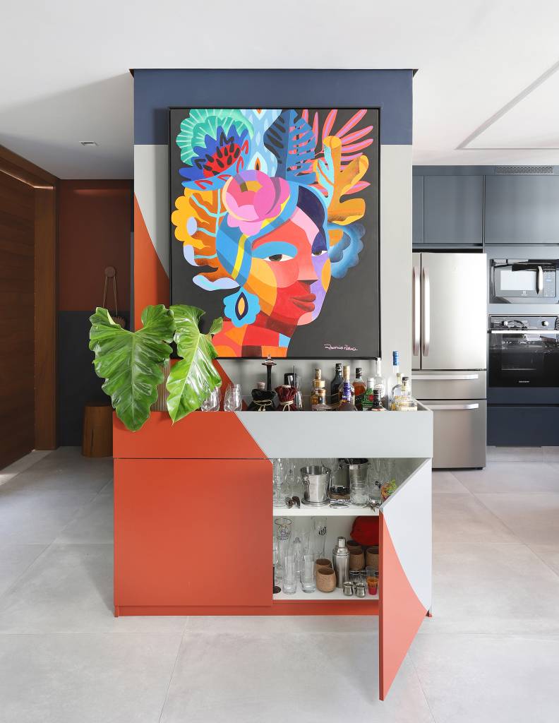 8-minimalismo-contemporaneo-e-moderno-se-misturam-nesta-casa-de-350-m-2 Bar colorido na sala