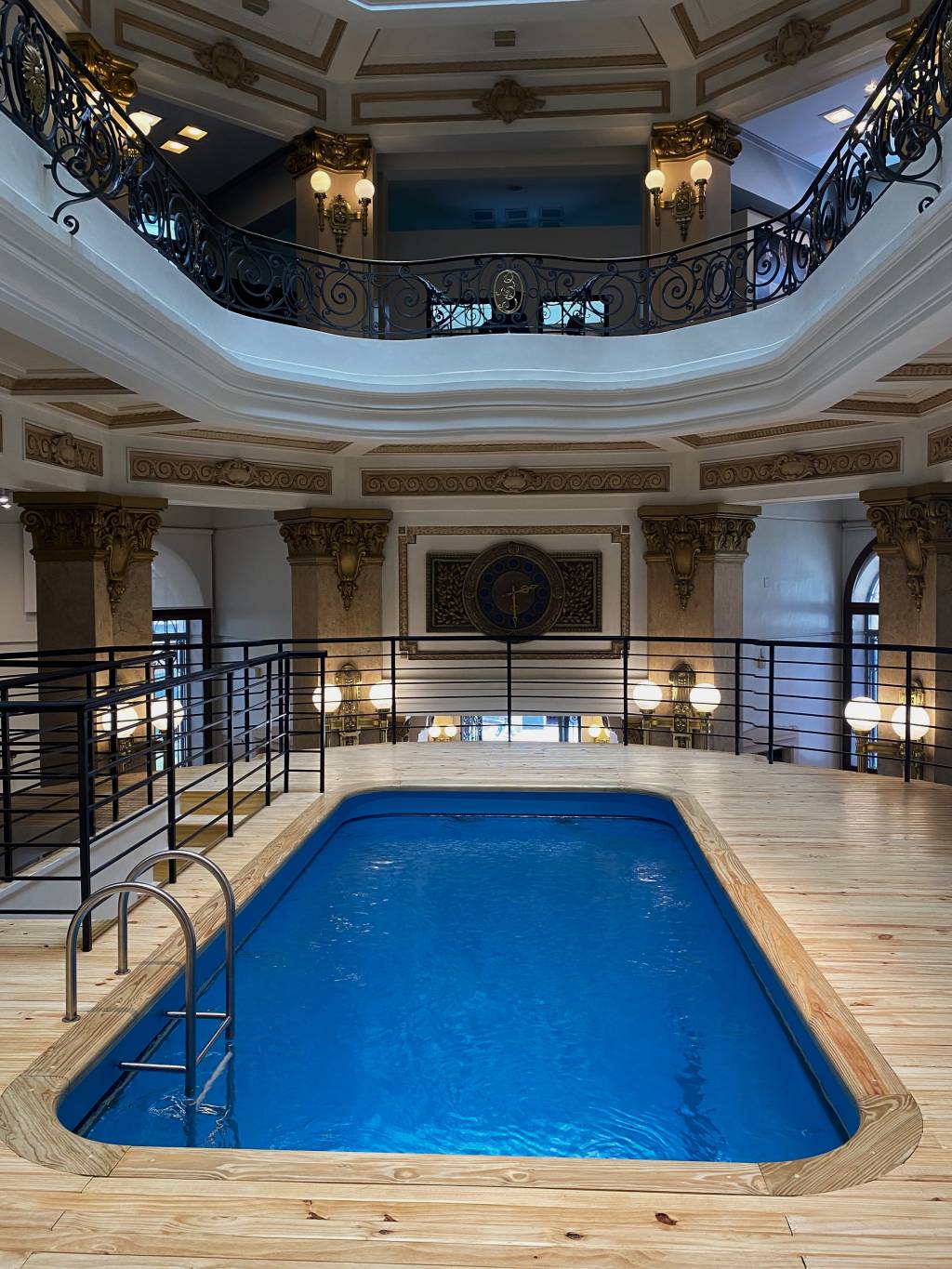 Piscina-que-não-molha-Exposição-de-Leandro-Erlich-chega-em-São-Paulo-10 A tensão | Leandro Erlich