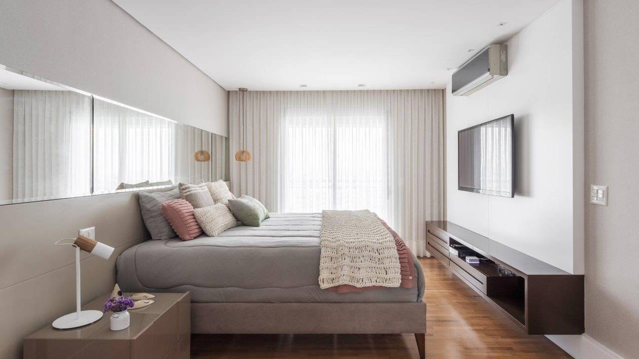 Quarto bem iluminado