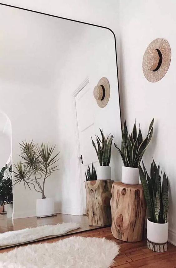 8-dicas-para-definir-os-espelhos-da-casa Espelho de chão em décor minimalista