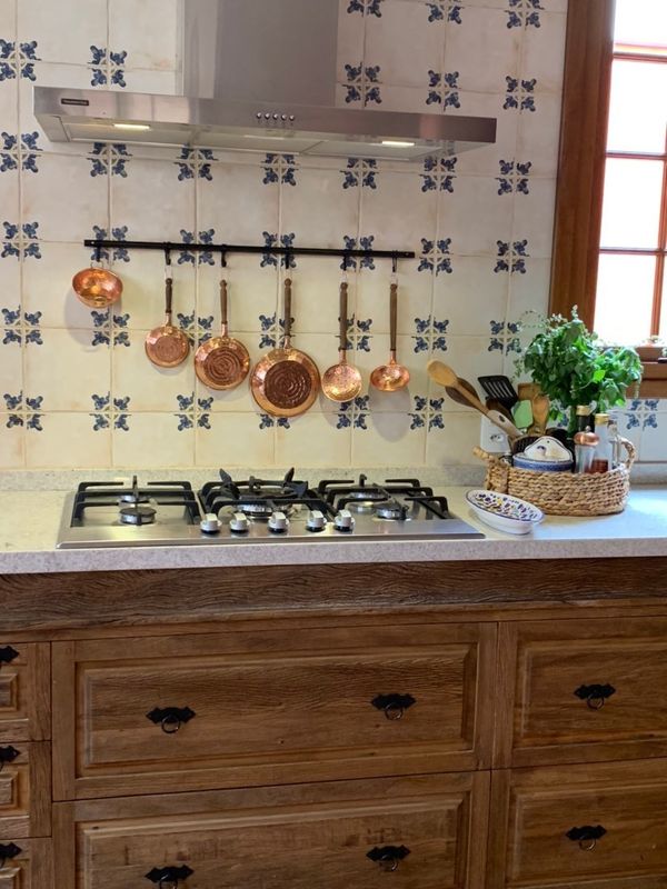 cozinha-@edineiasiano Cozinha com temperos na bancada