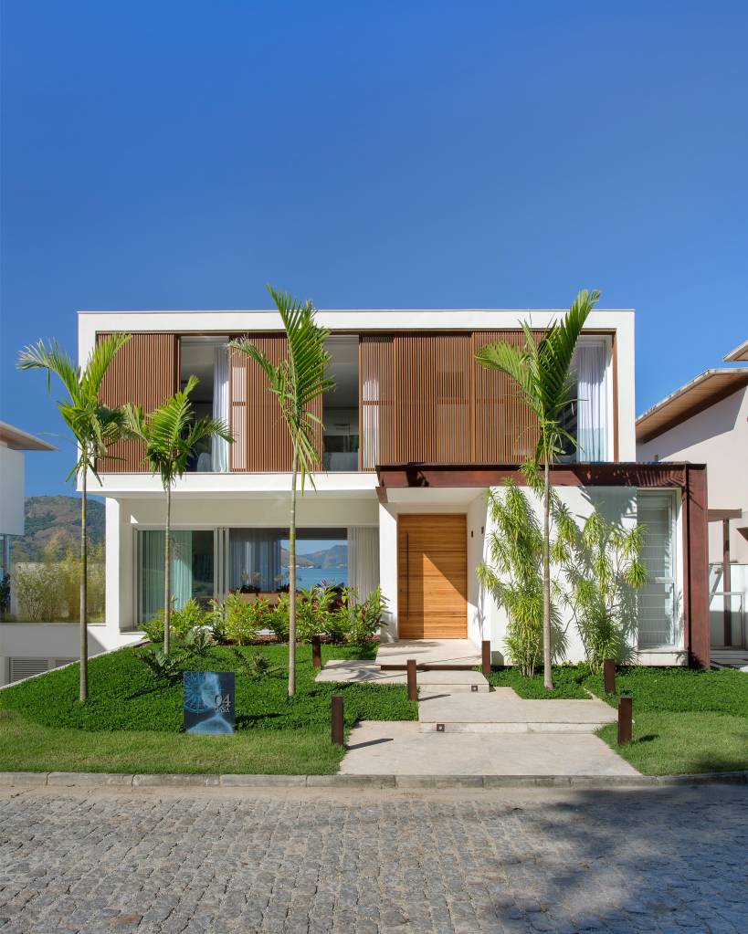 casa-praia-600m-cores-texturas-mar-areia-ana-çucia-juca-foto-Juliano Colodeti-fachada casa-praia-600m-cores-texturas-mar-areia-ana-çucia-juca-foto-Juliano Colodeti-fachada