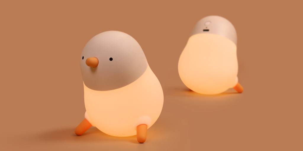 Nos PRECISAMOS dessa luminária de pintinho Designboom (24) Luminária branca em forma de pintinho.