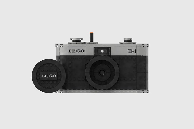 Esta é uma câmera de LEGO que funciona de verdade Designboom (2) Câmera analógica preta com detalhes em cinza totalmente feita com peças de lego.