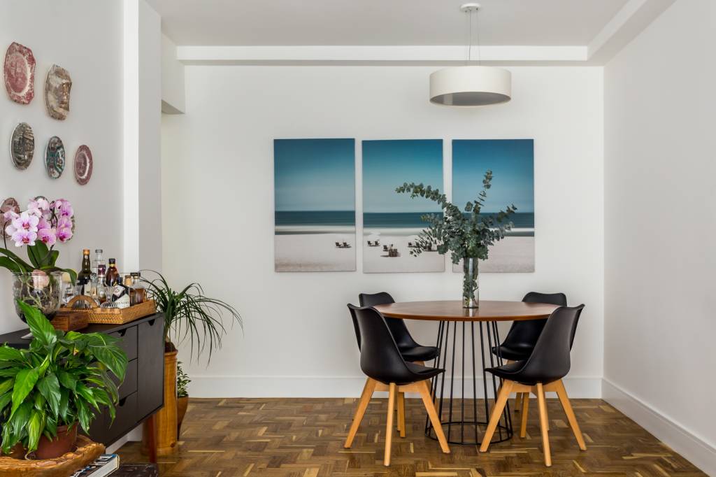 Apartamento no Leblon assinado pelas arquitetas Juliana Gonçalves e Fernanda Matoso, do escritório Co+Lab Juntos Arquitetura _ foto 5 Atemporal afetivo: apê de 85 m² para mãe e filho morarem juntos