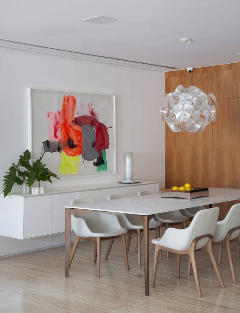 apartamento-de-268-m2-em-ipanema-ganha-decor-pratico-e-elegante (4) apartamento rio de janeiro paola ribeiro sala jantar