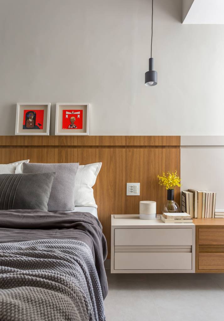 clean-contemporaneo-toques-industriais-ape-65m-rafael-ramos-fotos-Luiza Schreier-20-quarto Quarto com cabeceira em madeira