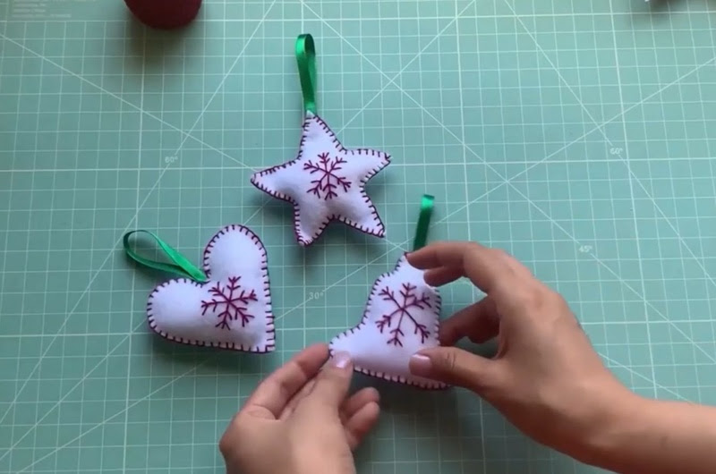 diy-enfeites-natalinos-feltro-e-bordado Enfeite de natal; enfeite de natal DIY; faca voce mesmo; decoração de natal; árvore de natal