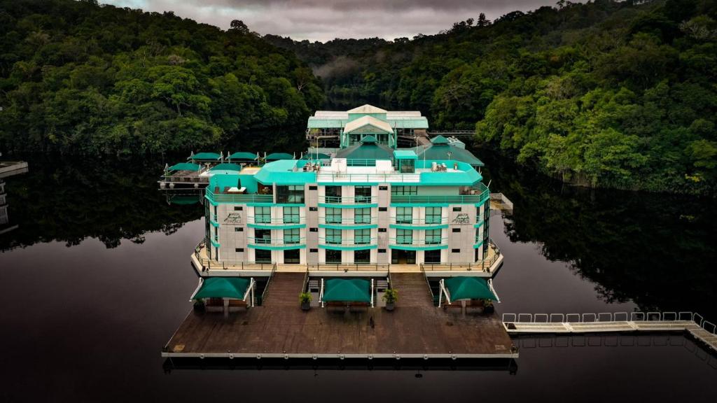 Cura com turismo: Carnaval na Amazônia