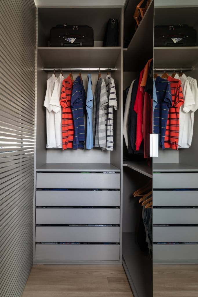 Quarto pequeno; closet; armário; armário pequeno