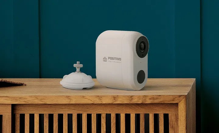 A Smart Câmera Wi-Fi da Positivo tem uma bateria que dura até 6 meses!