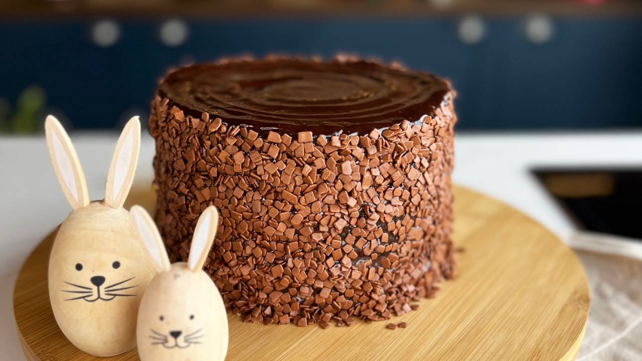 Bolo de Páscoa: aprenda a fazer a sobremesa para domingo