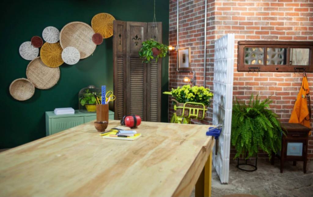 diy-coisas-podem-ser-transformadas-moveis-decoracao-12 Ambiente com folha de janela - Programa Você Renova