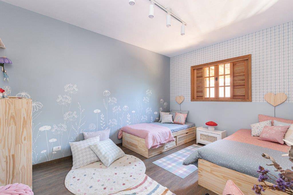 Assinado por Amanda Chatah, s&oacute;cia fundadora da Muskinha Design Divertido e designer, em colabora&ccedil;&atilde;o com as arquitetas Clara Damasceno e Nayara Felix, da Mini Risca Arquitetura Infantil e da decoradora Carolina Alves, da Sheppy.