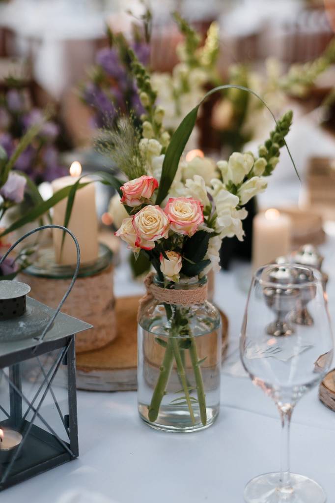 table-decorations-5475292_1280 table-decorations-5475292_1280