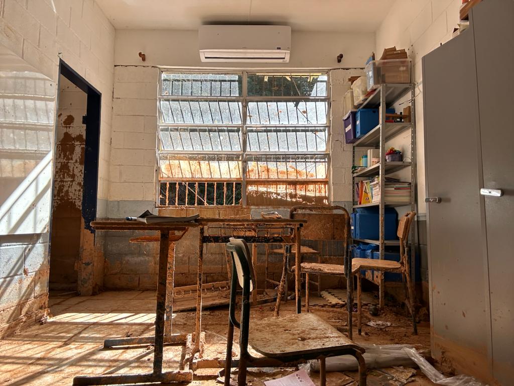 Escola afetada pelas chuvas ganha projeto moderno e sustent&aacute;vel
