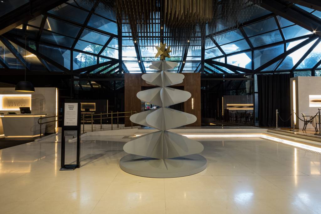 Árvores de Natal: 5 projetos criativos em hotéis ao redor do mundo