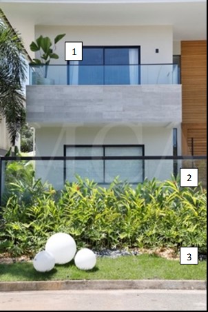 1. Licuala, no vaso da varanda; 2.Alpinia purpurata; 3.Guaimbe 1. Licuala, no vaso da varanda; 2.Alpinia purpurata; 3.Guaimbe