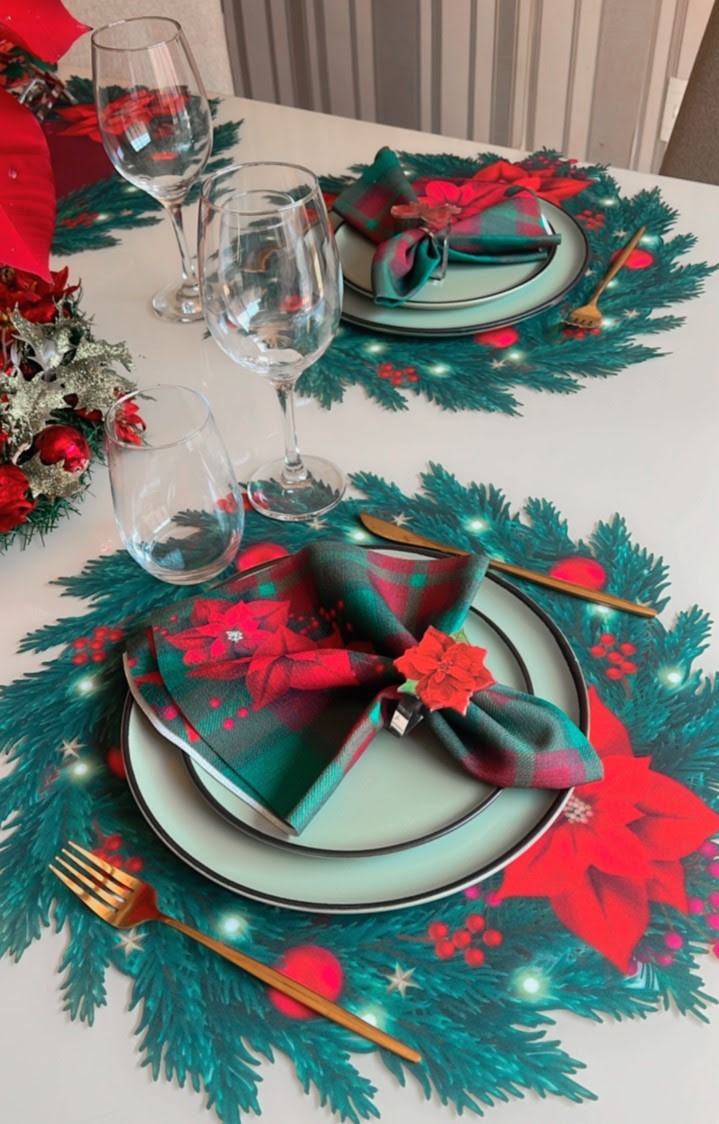 Mesa posta com a cole&ccedil;&atilde;o Guirlanda, da  Felicitt&aacute;.