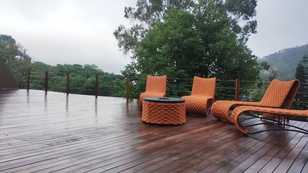 09-Itauba Deck de Itaúba.