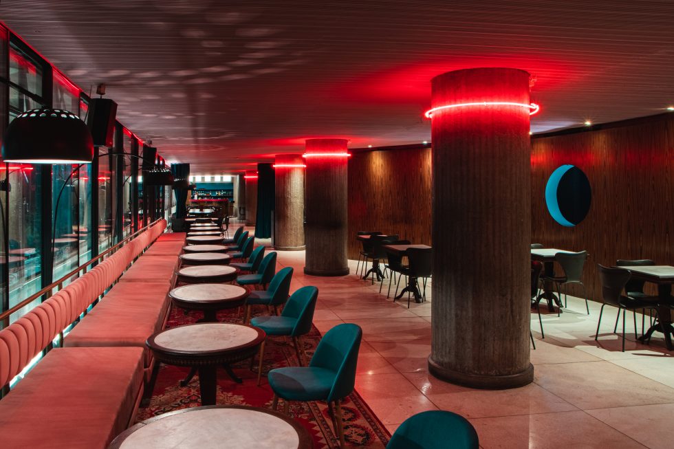 6 restaurantes de São Paulo com culinária e decorações marcantes! Na foto, Riviera.