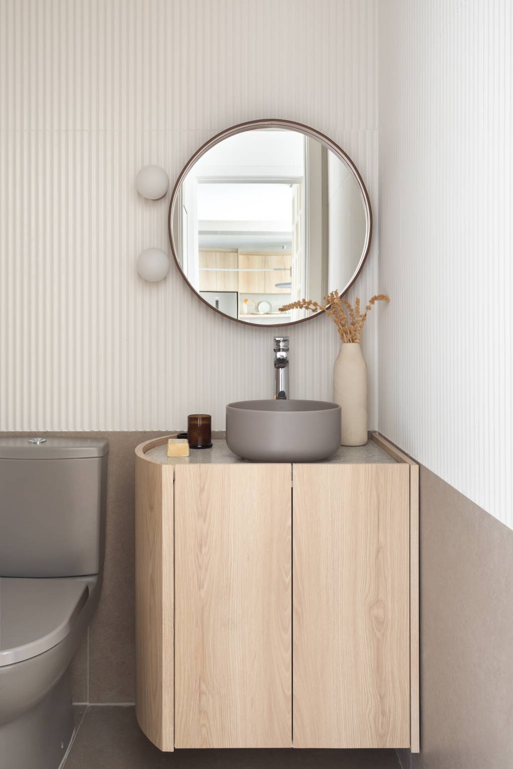 Como otimizar os espaços de banheiros com metragens reduzidas?