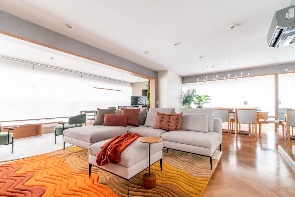 Apê de 142 m² recebe reforma sem mudanças estruturais