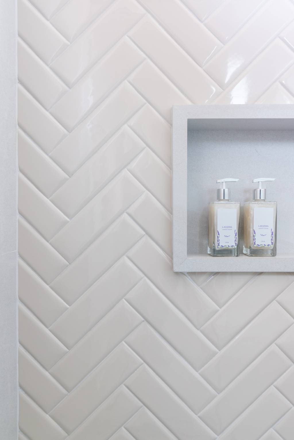 Dicas para realizar a paginação de pisos e paredes