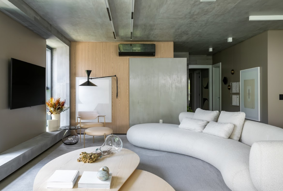 Integração e tons serenos são destaque de apartamento em Campinas. Bohrer Arquitetura. Estar.