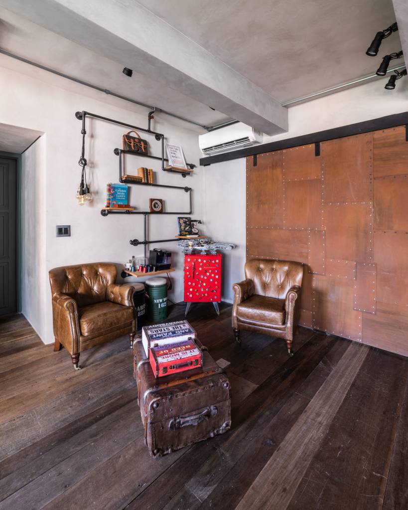 porta-em-aco-corten-integra-cozinha-e-sala-de-apartamento_de -100-m-andre-avila-arquitetura Porta em aço corten integra cozinha e sala de apartamento de 100 m². Projeto de André Ávila Arquitetura