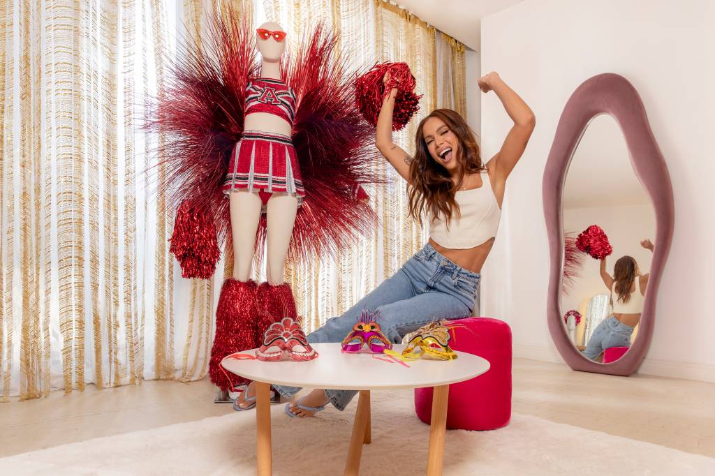 carnaval-junto-com-anitta-por-r675-airbnb-e-cantora-fazem-collab-para-celebrar-o-carnaval-08 Carnaval junto com Anitta por R5: Airbnb e cantora fazem collab para celebrar o Carnaval