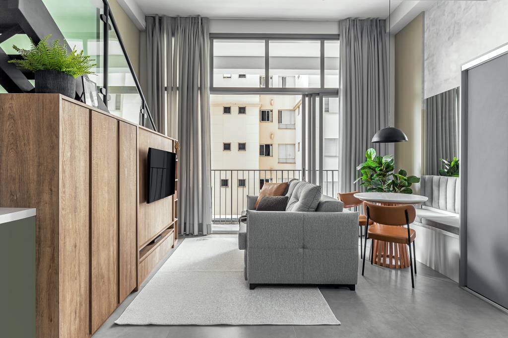 neste-apartamento-de-31-m-quarto-e-home-office-ficam-em-mezanino-rmv-interiores-12 Neste apartamento de 31 m², quarto e home office ficam em mezanino. Projeto de RMV Interiores.