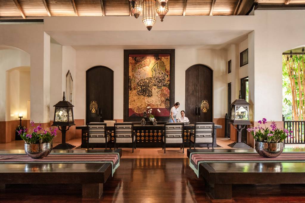 Os-resorts-que-fazem-parte-da-3-temporada-de-The-White-Lotus-BoPhut-Resort-Resort-Lobby Os resorts da 3ª temporada de ‘The White Lotus’. Na foto, Anantara Bophut Koh Samui Resort.