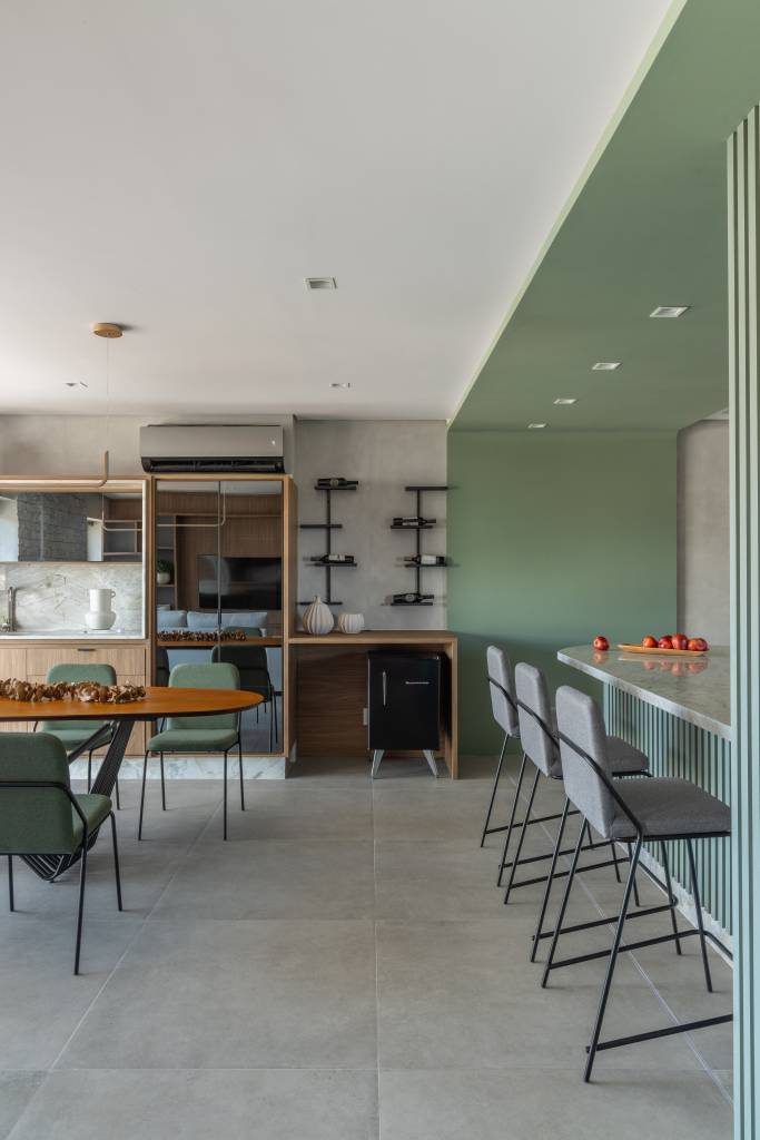 apartamento-89-m-tem-toques-de-verde-madeira-e-marmore-sa-arquitetura-05 Apartamento 89 m² tem toques de verde, madeira e mármore. Projeto de SA Arquiteura.