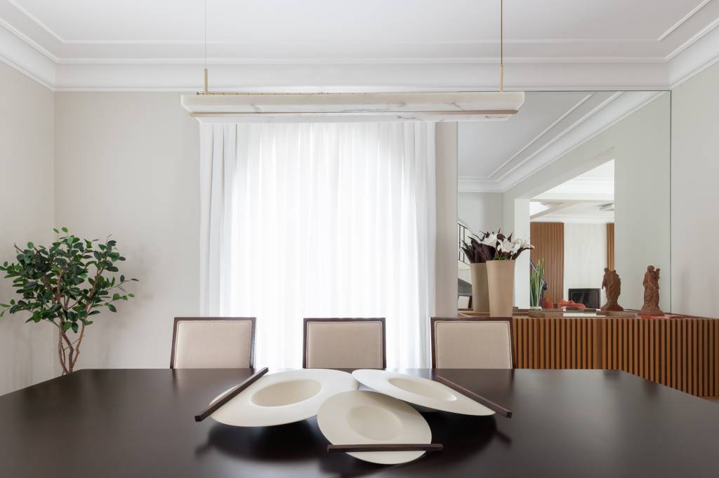 estilos-de-buffets-para-salas-de-estar-e-jantar-elegantes-e-funcionais-daniela-funari-01 4 estilos de buffets para salas de estar e jantar elegantes e funcionais. Projeto de Daniela Funari.