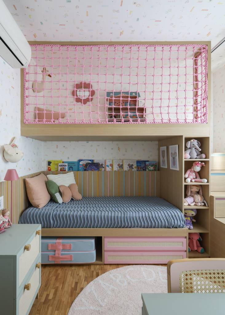 neste-ape-sala-de-tv-com-sofa-cama-eletrico-e-brinquedoteca-cadda-arquitetura-26 Neste apê, sala de TV com sofá cama elétrico é brinquedoteca. Projeto de CADDA Arquitetura.
