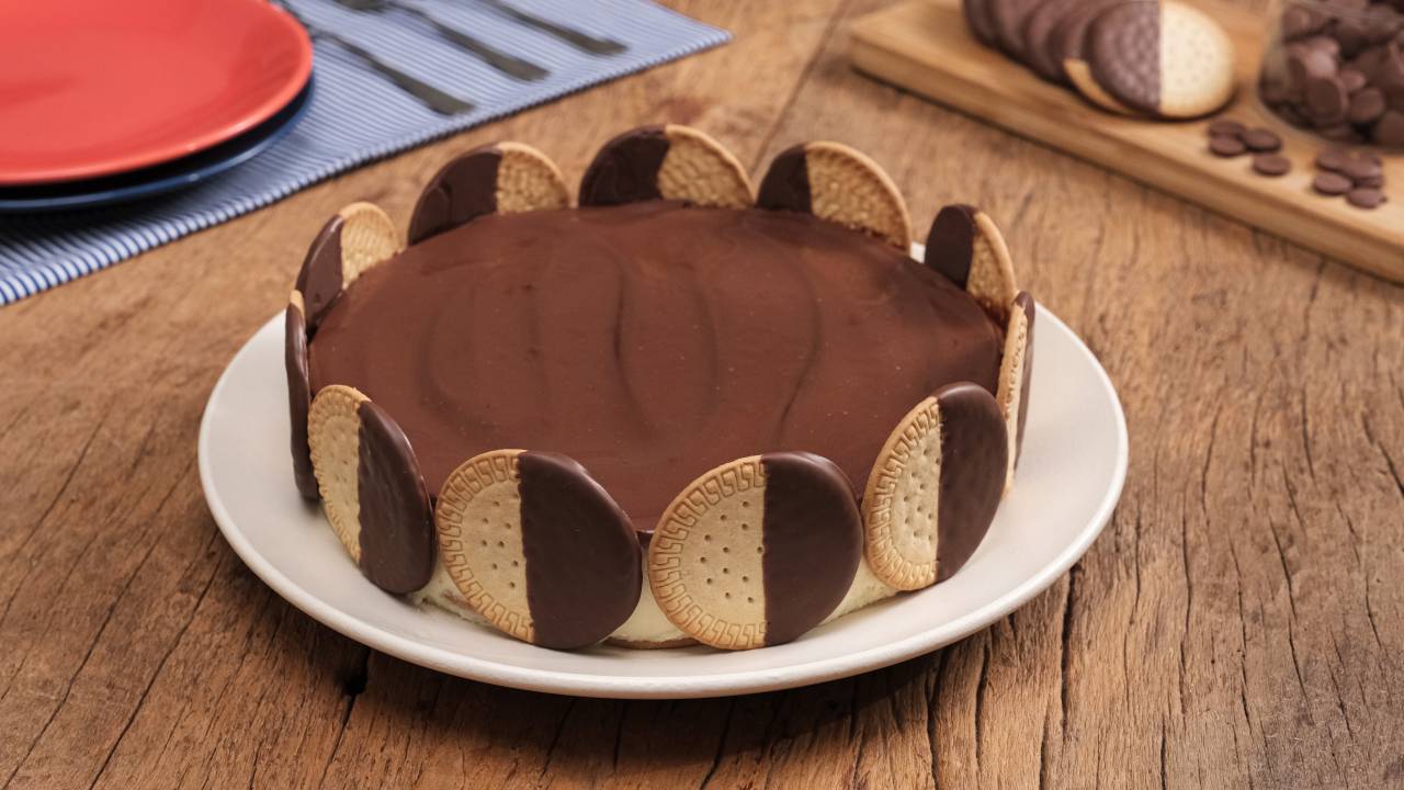 Receita de torta holandesa com biscoito maria e maizena
