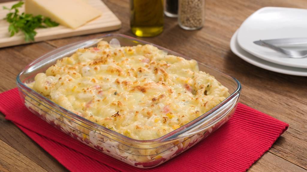 Macarrão com Frango Cremoso: receita perfeita para o domingo!
