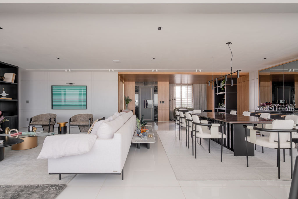paineis-de-madeira-equilibram-cinza-e-branco-neste-apartamento-moderno-em-fortaleza-romario-rodrigues-19 Painéis de madeira equilibram cinza e branco neste apartamento moderno em Fortaleza. Projeto de Romário Rodrigues.