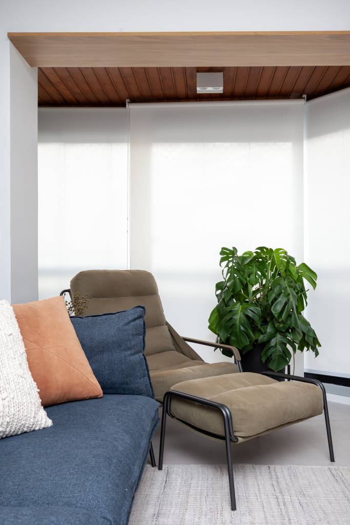 quarto-de-servico-vira-home-office-com-reforma-neste-apartamento-no-brooklin-thais-monfre-22-leitura-plantas Quarto de serviço vira home office com reforma neste apartamento no Brooklin. Projeto de Thais Monfré Arquitetura.