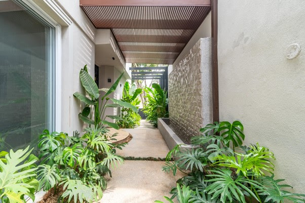 especies-tropicais-sao-destaques-em-projeto-de-paisagismo-para-casa-em-sao-paulo_4 Espécies tropicais são destaques em projeto de paisagismo para casa em São Paulo Projeto do paisagista Luciano Zanardo valoriza as áreas externas com soluções inteligentes e conexão total com o interior dos ambientes.