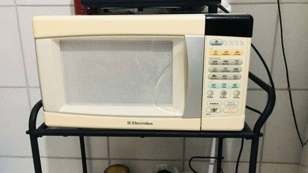 Como tirar amarelado de eletrodomésticos