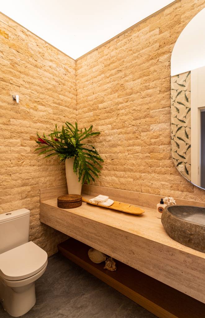 Tela tensionada: o recurso que traz a luz do sol para ambientes fechados. Projeto de Patrícia Penna.