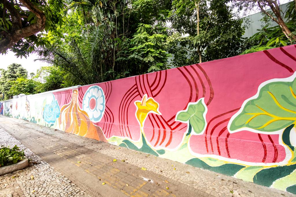 20 artistas pintam a nova fachada do Museu de Arte Urbana de Belém