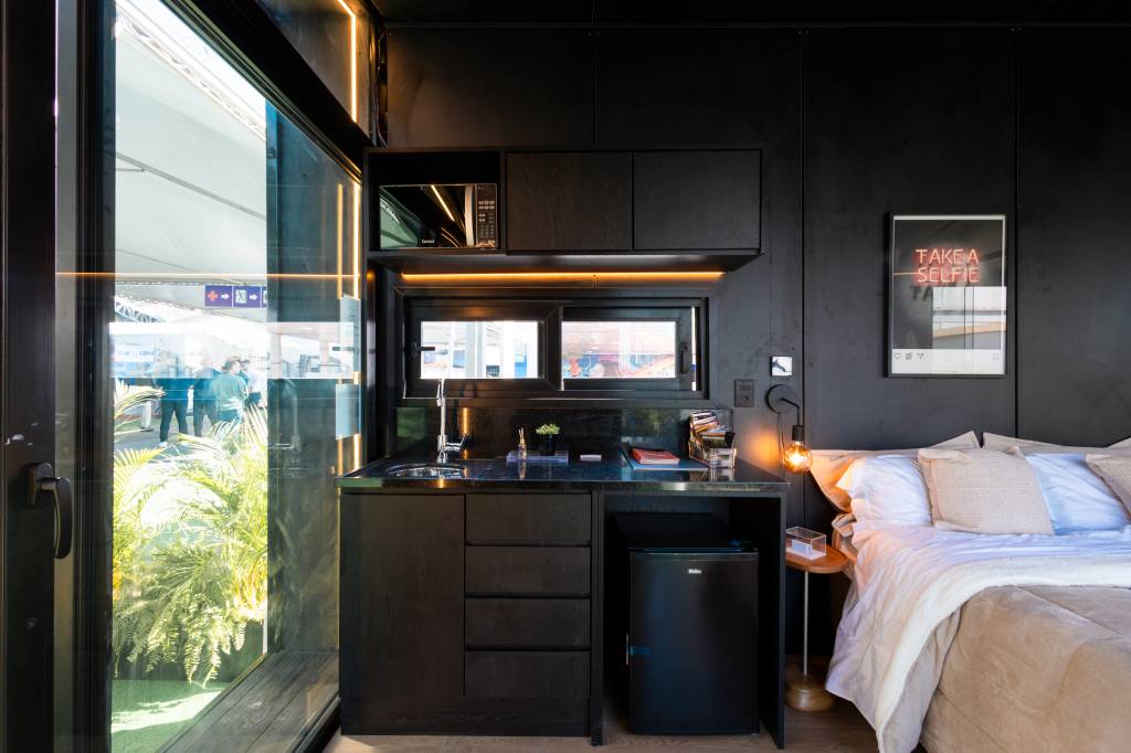 Cabana de férias de 18 m² em steel frame custou R$ 150 mil. Projeto de Gustavo Pozzato em parceria com a equipe da 1Cômodo Arquitetura.