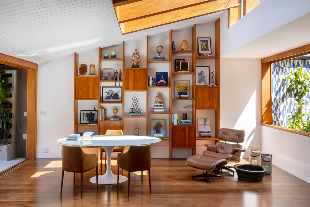 Casa no Rio tem alma baiana e family room no porão